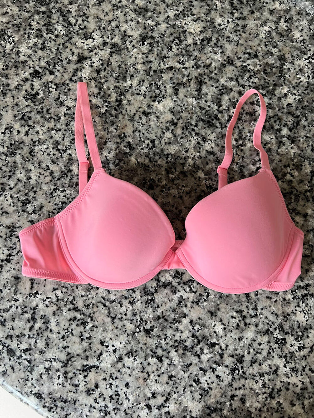 Soutien-Gorge Rose Taille 90B ? Neuf ? Haute Qualit&eacute; Vêtements