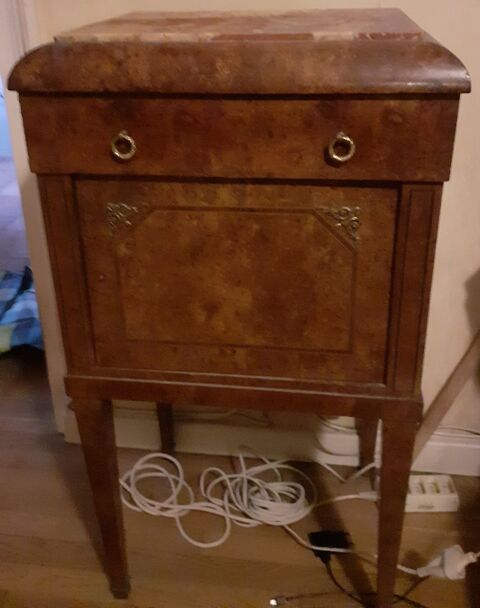 Tables de nuit anciennes 120 Rosny-sous-Bois (93)