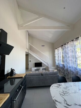 Location Appartement Duplex avec terrasse et place de parking Les angles