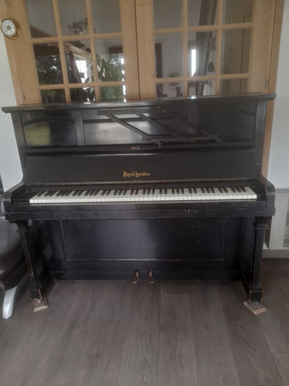 Piano droit Instruments de musique