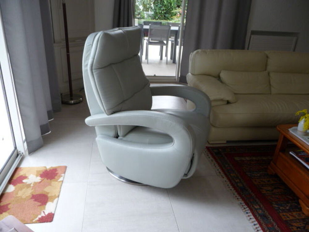 FAUTEUIL RELAX BMARLY CUIR manuel BON ETAT Meubles