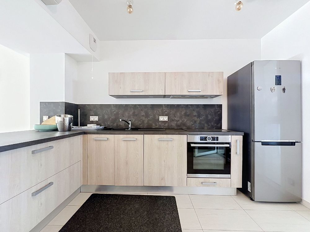 Vente Appartement Superbe Deux Chambres à 50 mètres de la Mer Calvi