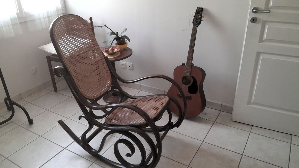 ROCKING CHAIR Meubles