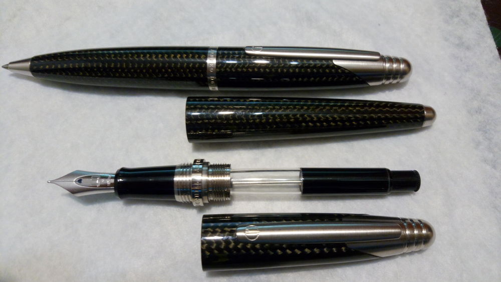 stylo plume et bille DUNHIL AD2000 