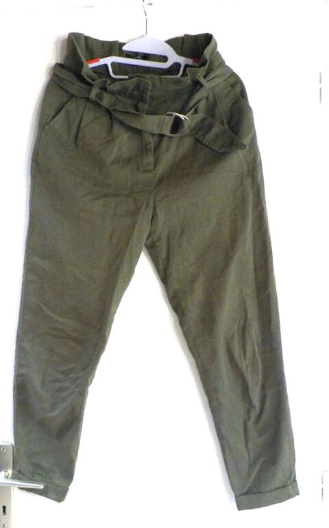 PANTALON VERT KAKI BERSHKA TAILLE 36 5 Bubry (56)