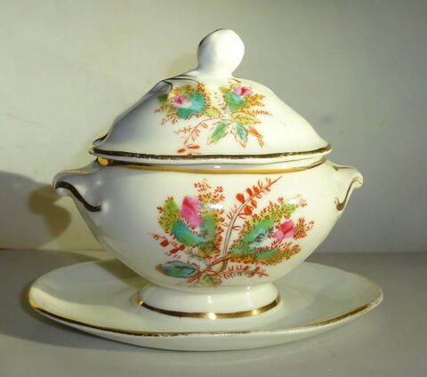 Moutardier porcelaine forme soupire 19e 20 Mondragon (84)