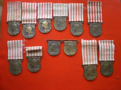 M�dailles comm�moratives de 1914-1918. 16 Caen (14)