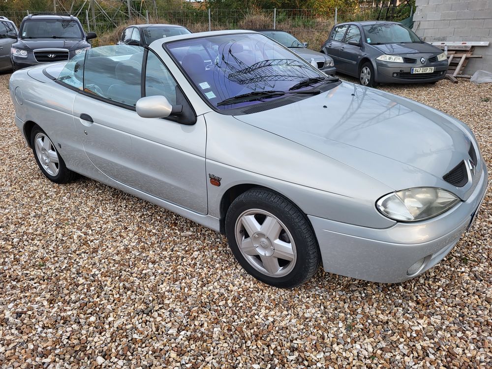 Mégane Cabriolet 1.4i 16V 1999 occasion 78540 Vernouillet