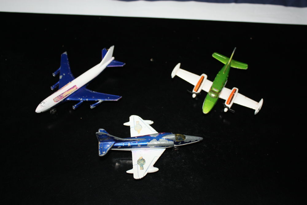 LOT DE 3 AVIONS MATCHBOX S&eacute;rie SB - VINTAGE 1973/1974 - 