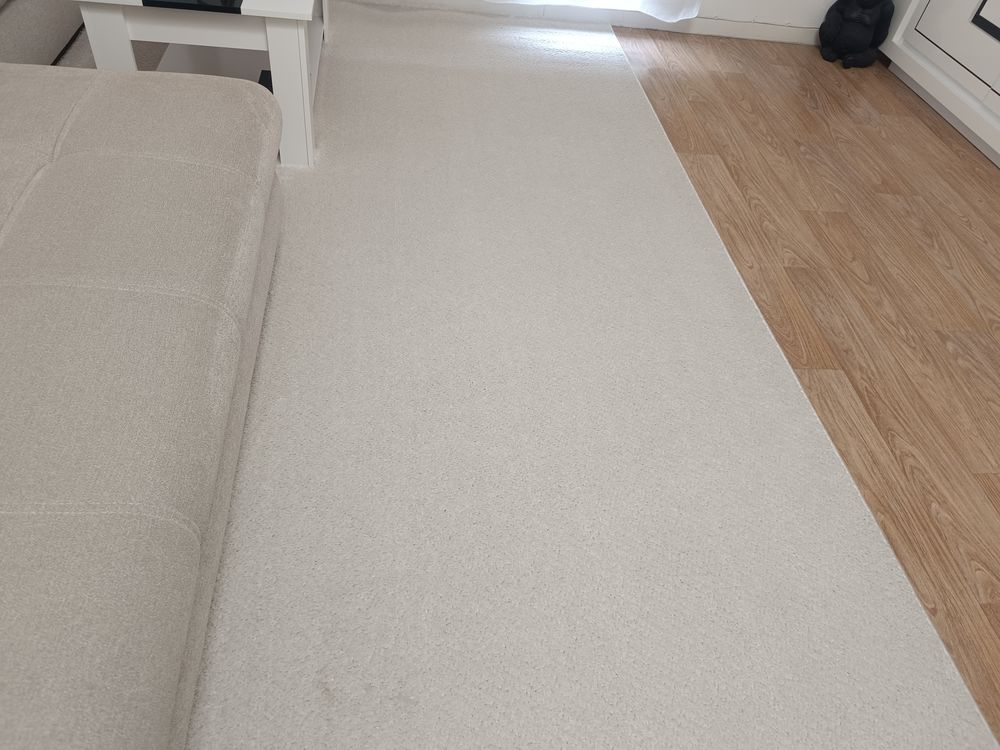 tapis couleur beige Neuf dimensions 3m x2 m Décoration