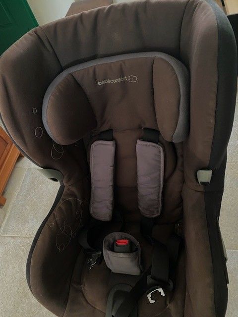Si�ge auto Axiss BB confort pivotant base ISOFIX � Montauban 0 Cahors (46)