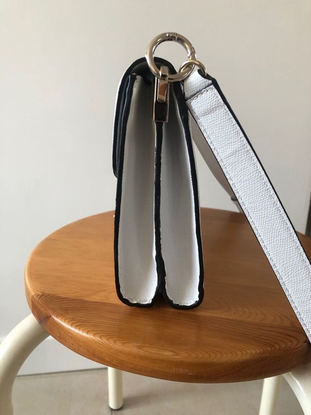 Sac &agrave; main Guess Maroquinerie