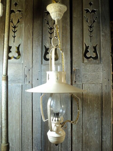 Ancienne Suspension Lanterne Style Campagne Far West. 40 Loches (37)