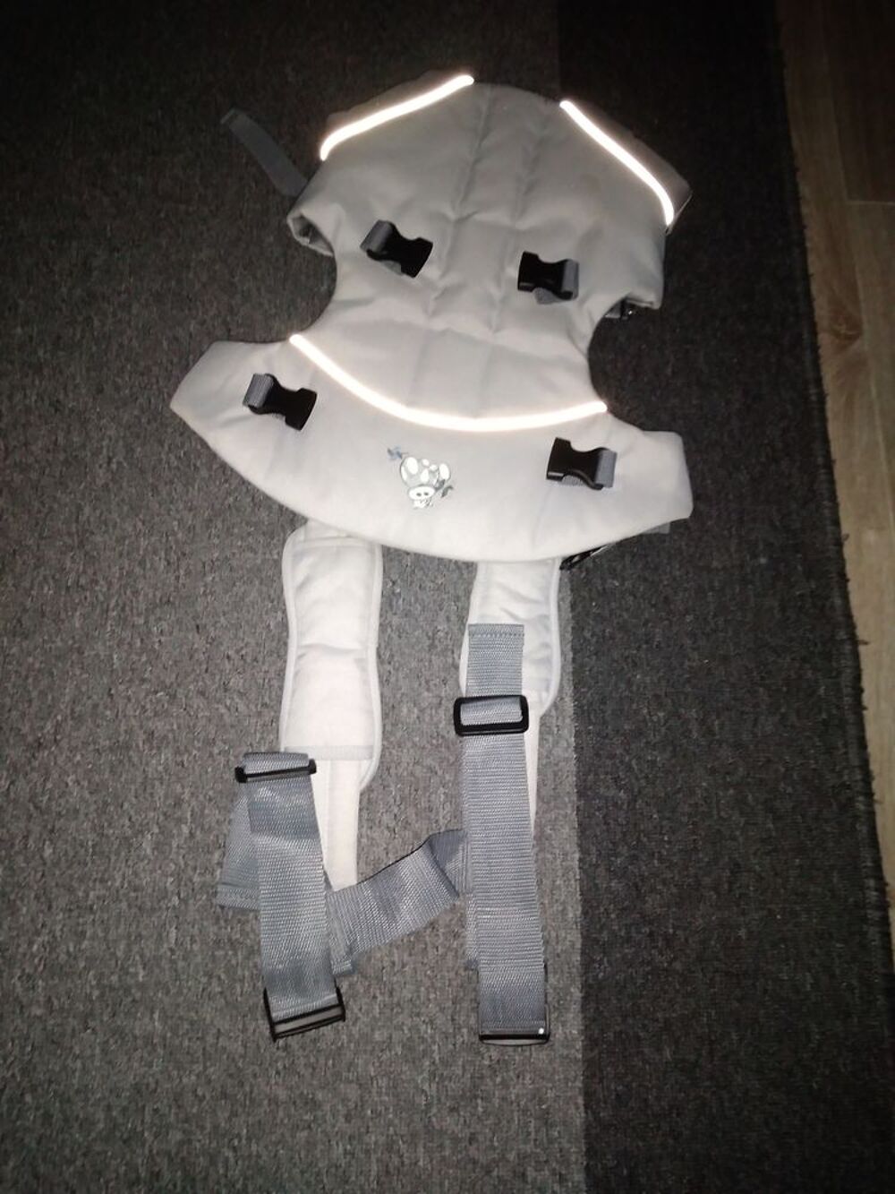 Port&eacute; b&eacute;b&eacute; en bonne &eacute;tat Mobilier enfants
