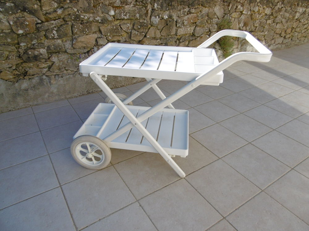 desserte pour bar &agrave; roulettes Jardin