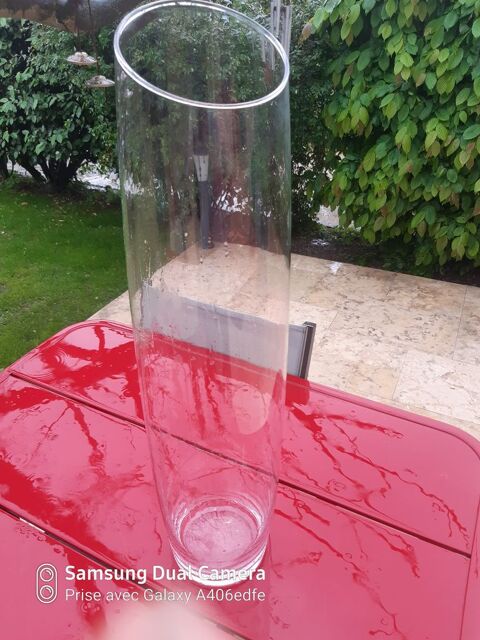 Grand vase en verre  25 Saint-Genis-Laval (69)