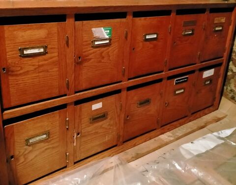 Boite aux lettres pour immeuble Vichy (03)