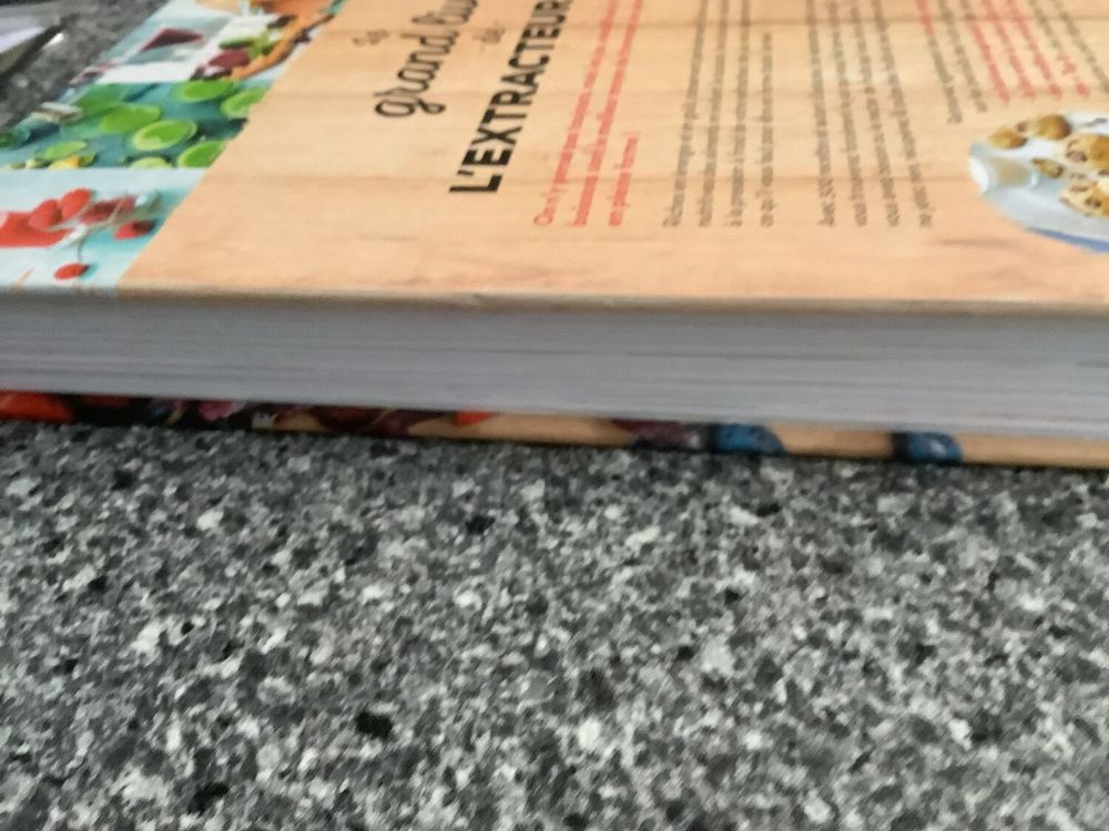 Le grand livre de l'extraction de jus. Larousse Cuisine