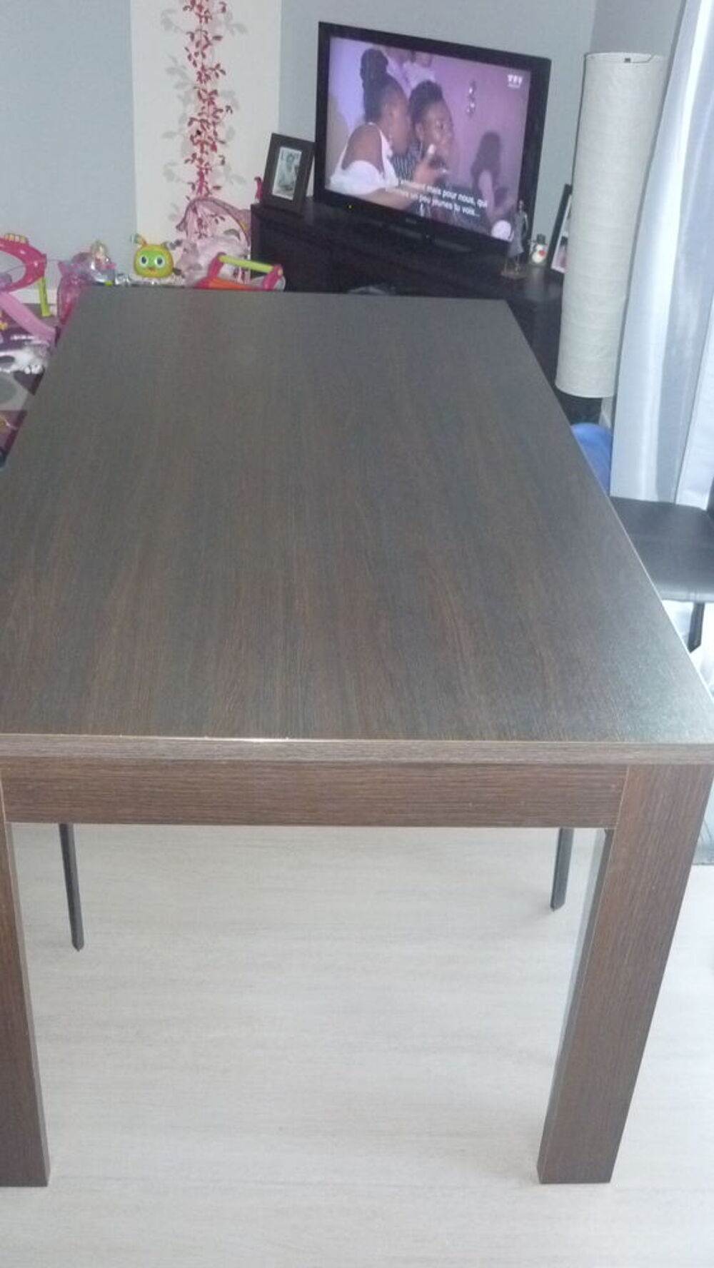 Table &agrave; manger de salon Meubles