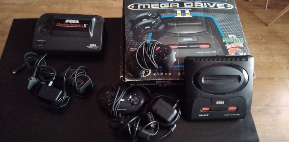 2 console de sega avec jeux separement Consoles et jeux vidos