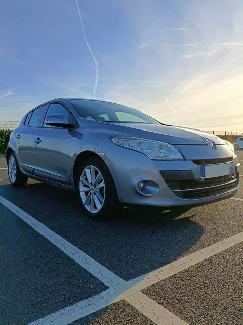 Renault megane iii Mégane III dCi 130 eco2 Carminat 