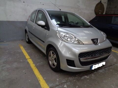 Peugeot 107 1.0e 12V 68ch BLUE LION Black & Silver 2009 occasion Le Havre 76600
