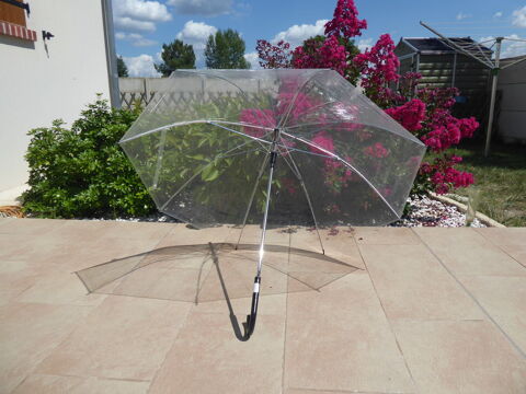 Parapluie translucide---neuf--- 10 Selles-sur-Cher (41)