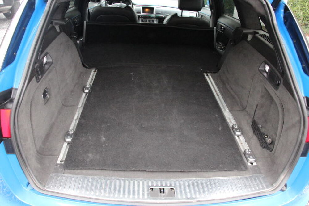 XF Sportbrake V8 5.0 - 550 Suraliment&eacute; R-S A 2014 occasion 59310 Auchy-lez-Orchies