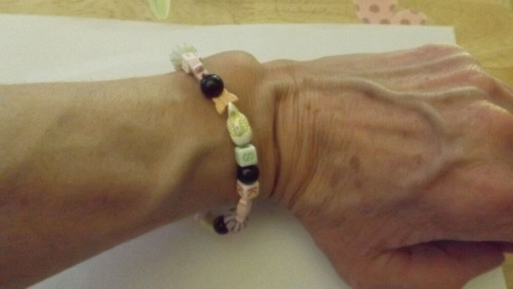 Bracelet en perles Bijoux et montres