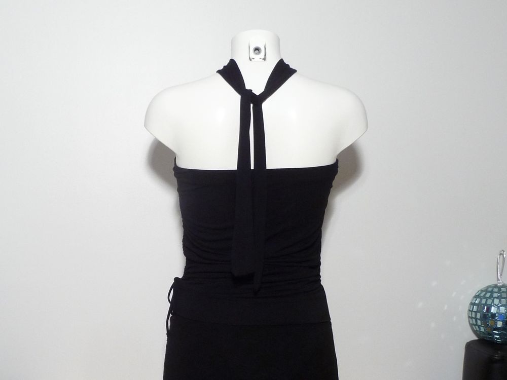 Top Noir avec son Drap&eacute; Noir et Lien &agrave; Nouer- Top Studio Vêtements