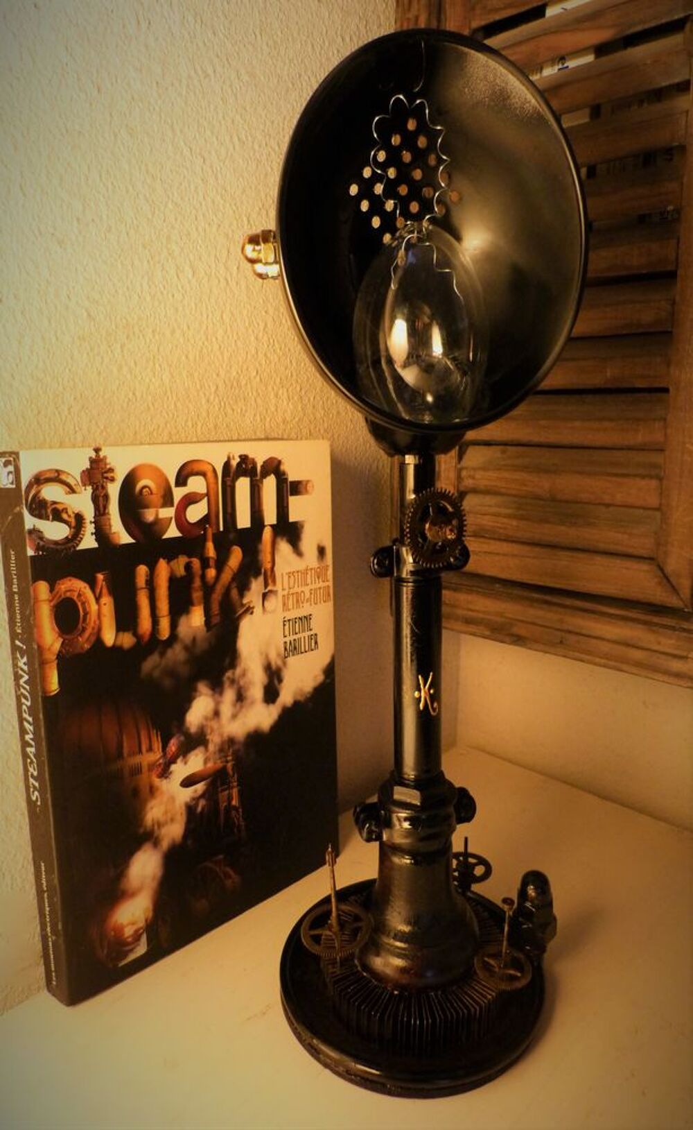 Objet de Curiosit&eacute; &quot;INDUSTRIAL ODDITY&quot; Steampunk Dcoration