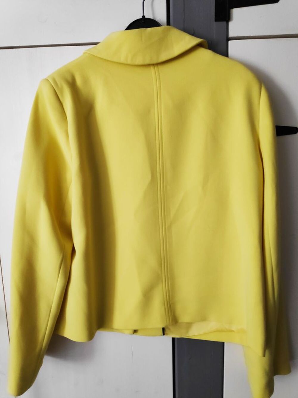 Jolie veste blazer jaune Vtements