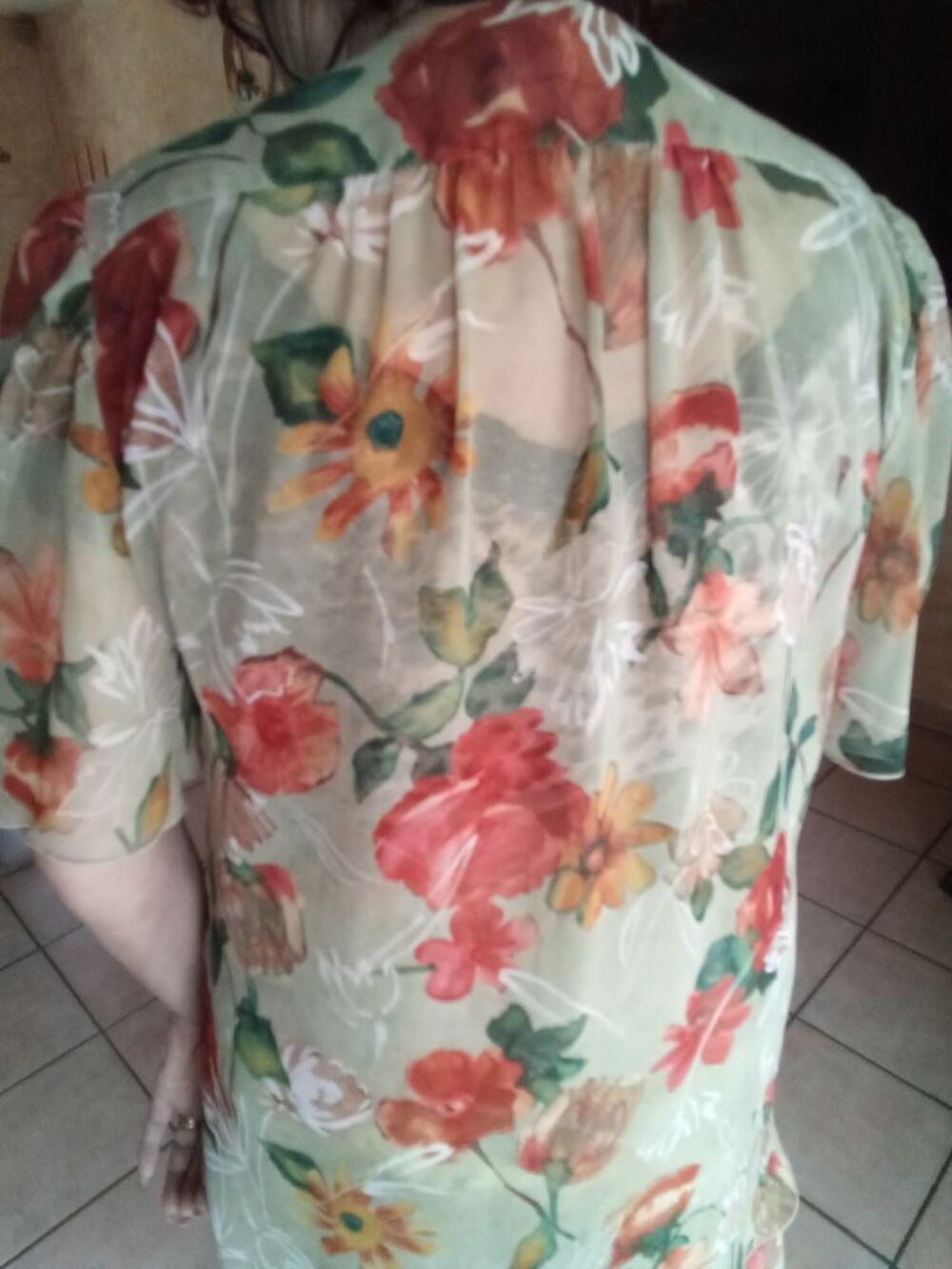 Ensemble tr&egrave;s chic voile. Vêtements