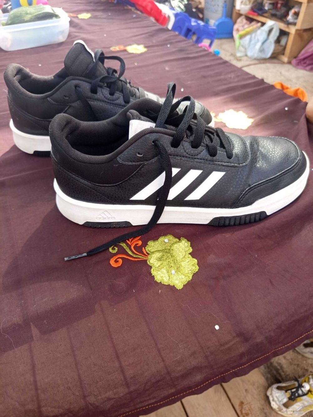 chaussures adidas classic Chaussures