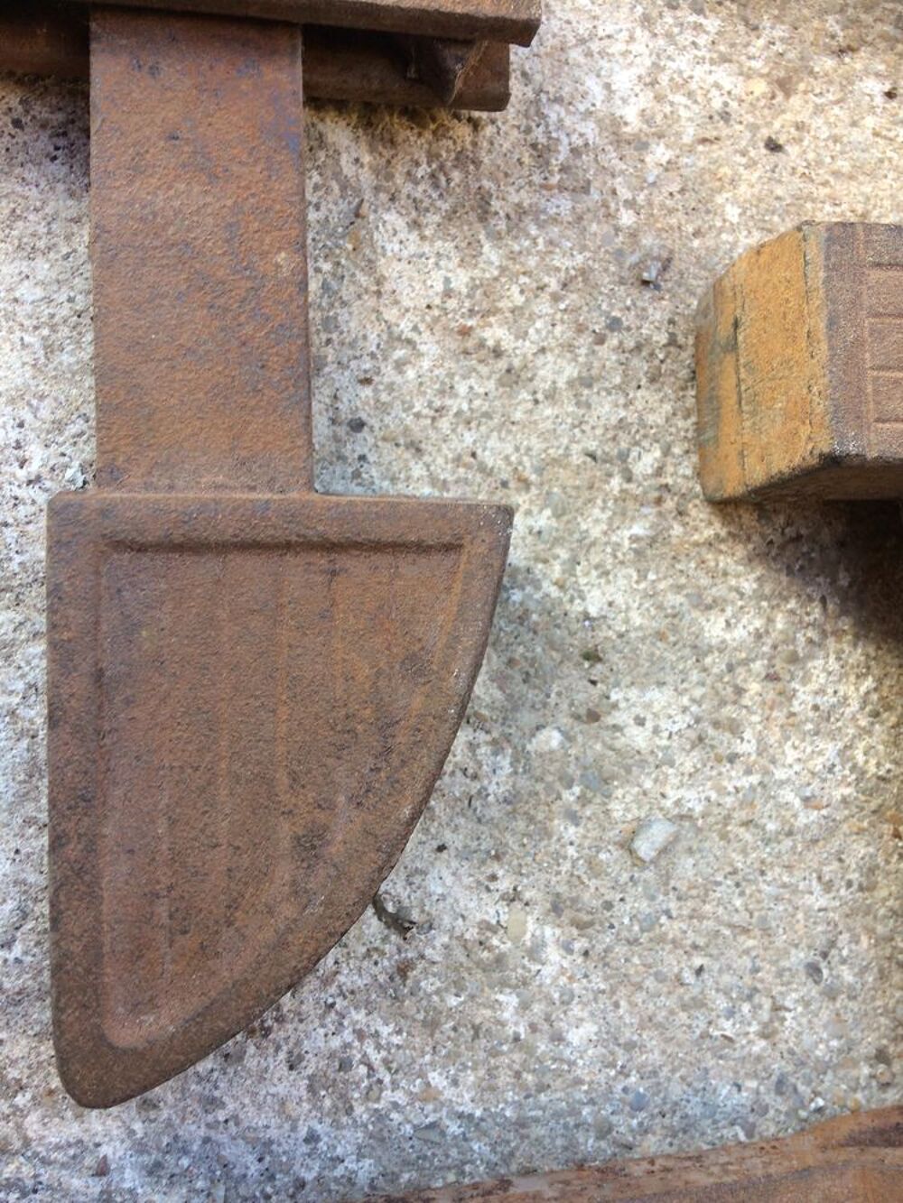portail : arr&ecirc;t &agrave; bascule Saisissez le titre de votre objet. Bricolage