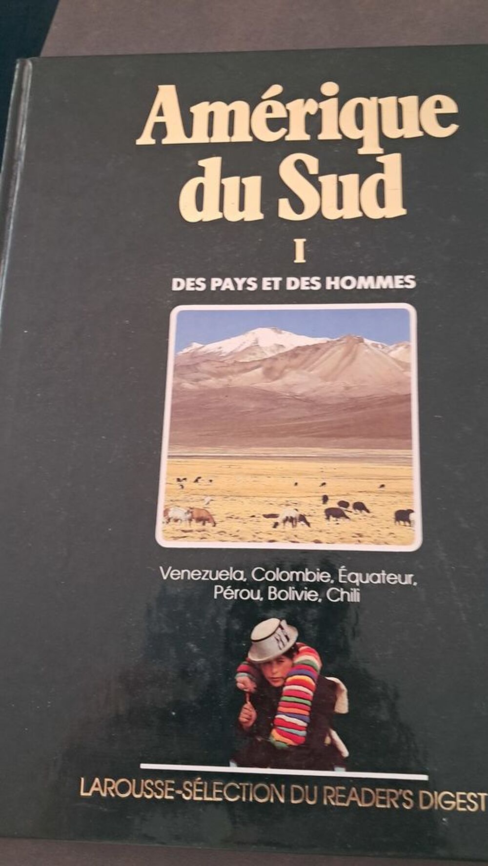 Livres &eacute;dition Larousse Livres et BD