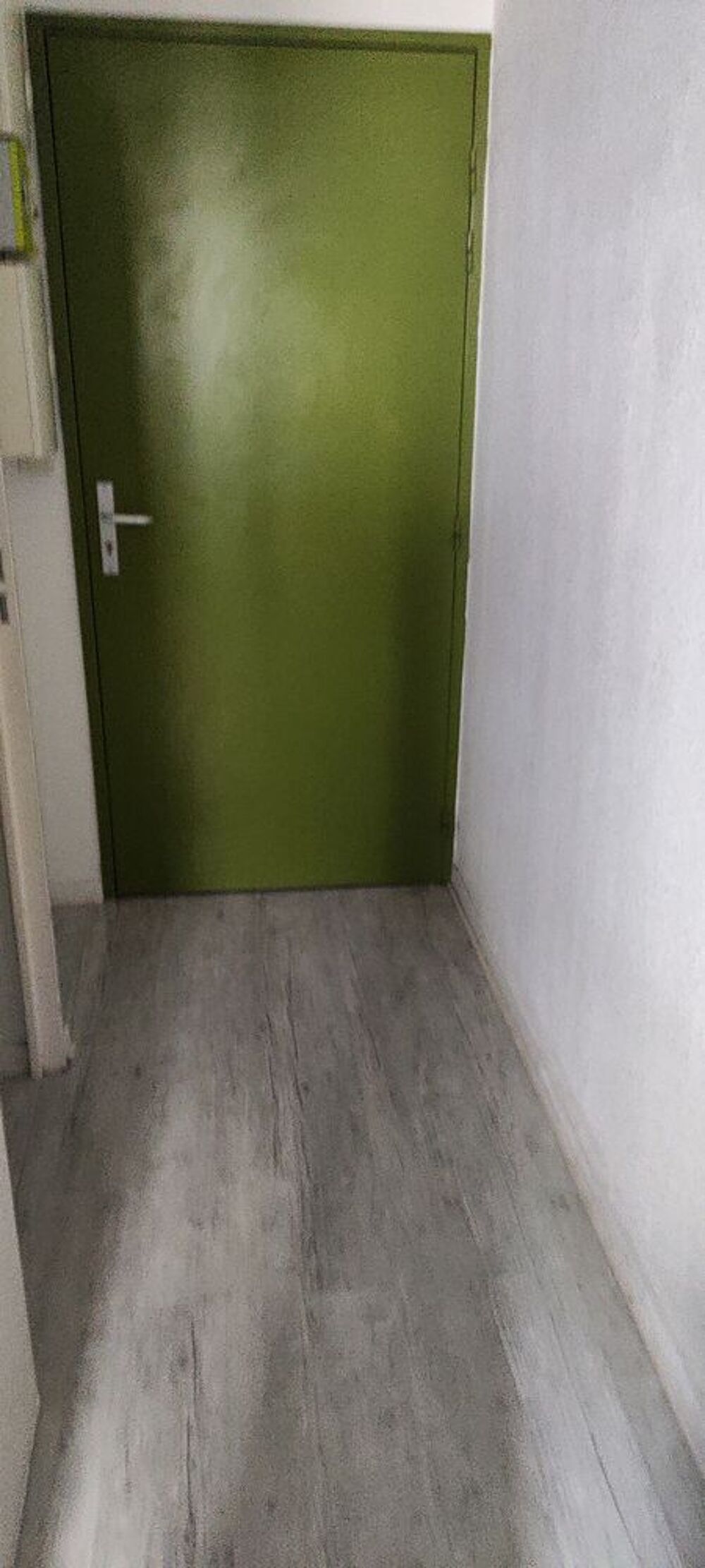 Location Appartement studio meublé à Nîmes sécurisé Nîmes