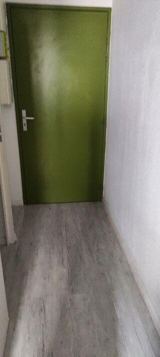  Appartement à louer 1 pièce 18 m² Nîmes