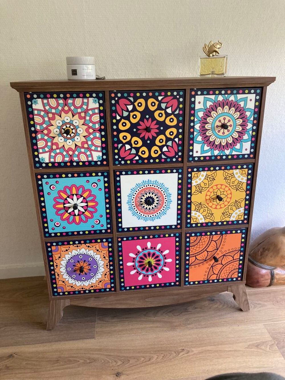 Commode tiroirs multicolores Meubles