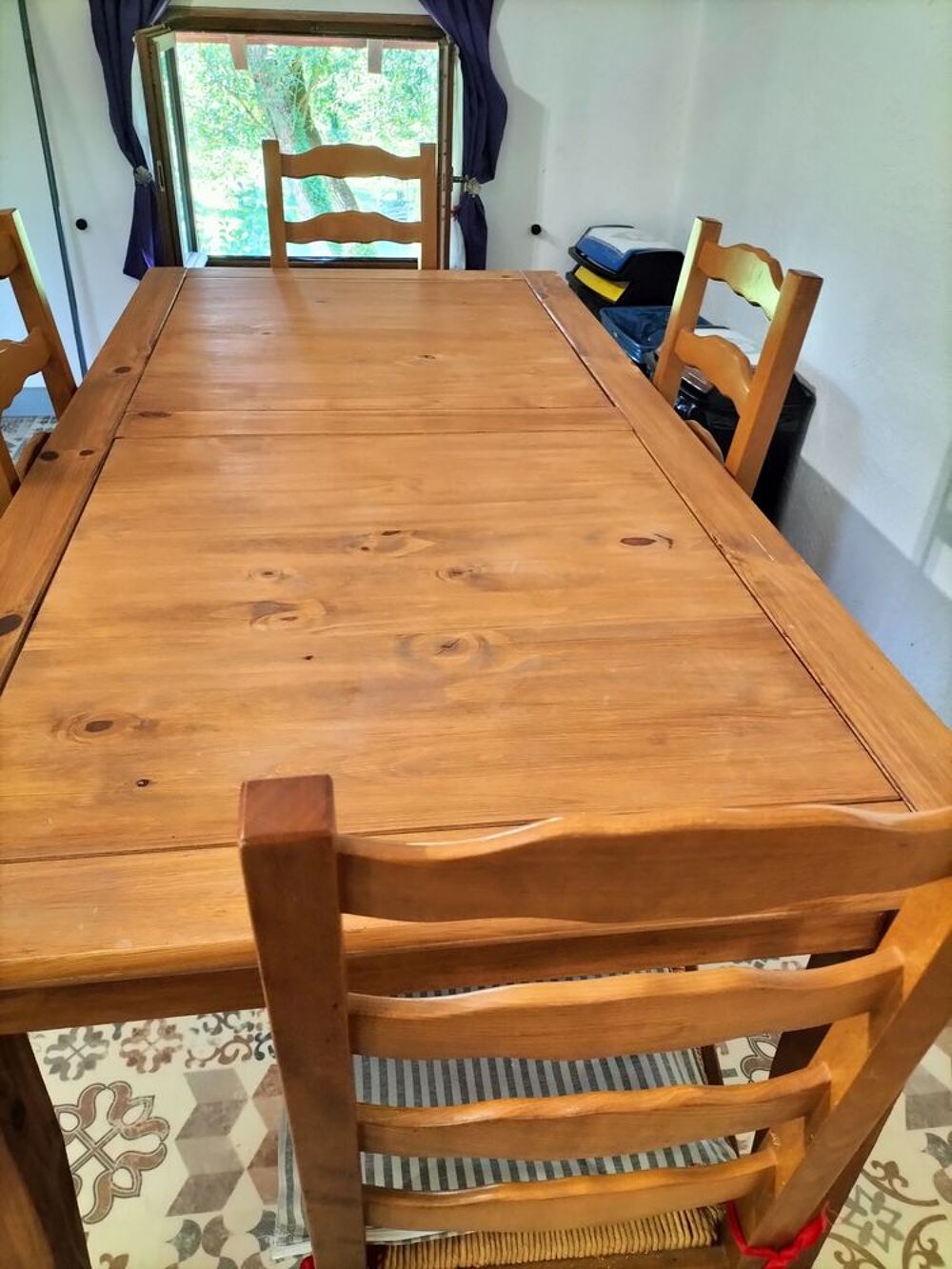 Table et 4chaises Meubles