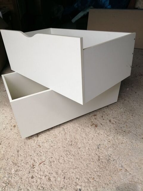 Caissons  roulettes  20 Sauteyrargues (34)