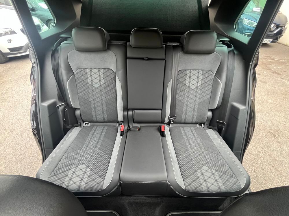 Tiguan 2.0 TDI 150ch DSG7 R-Line 2022 occasion 77170 Brie-Comte-Robert