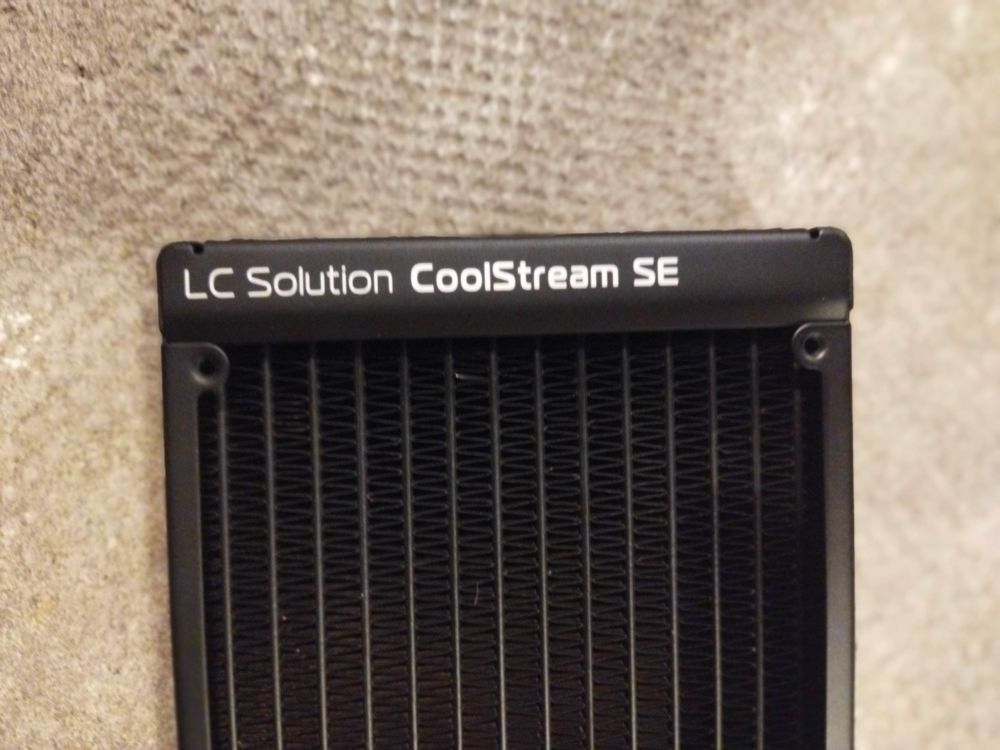 
1 radiateur watercooling EK CoolStream SE 240 Matériel informatique