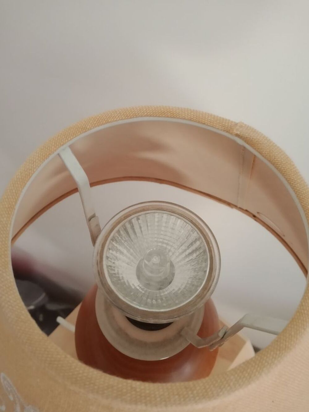 LAMPE DE CHEVET Meubles