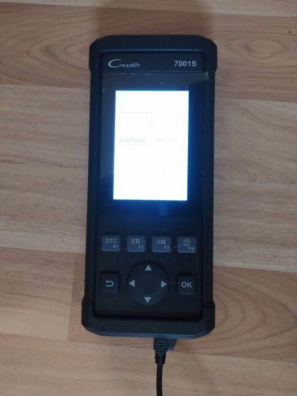 Launch Creader 7001S Matériel informatique