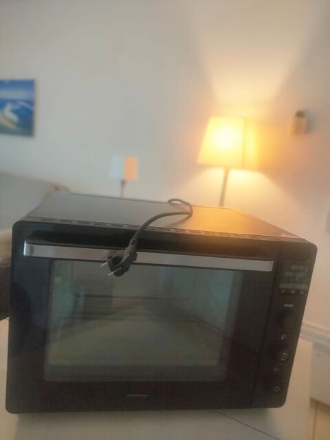 FOUR THOMSON NEUF 110 Cagnes-sur-Mer (06)