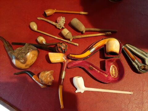 collection de pipes. 70 Sarliac-sur-l'Isle (24)