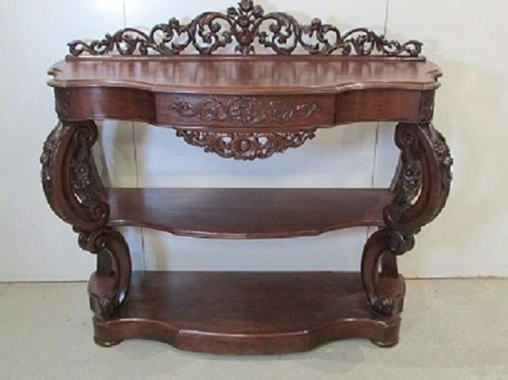 Grande console Napol&eacute;on III en acajou Meubles