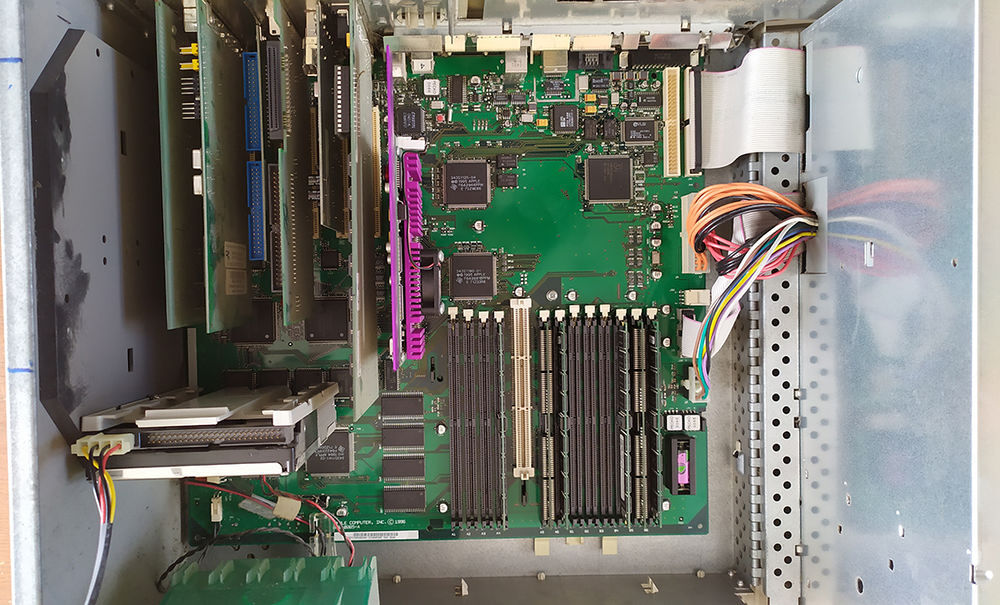 POWER MACINTOSH 9600/200 Matriel informatique