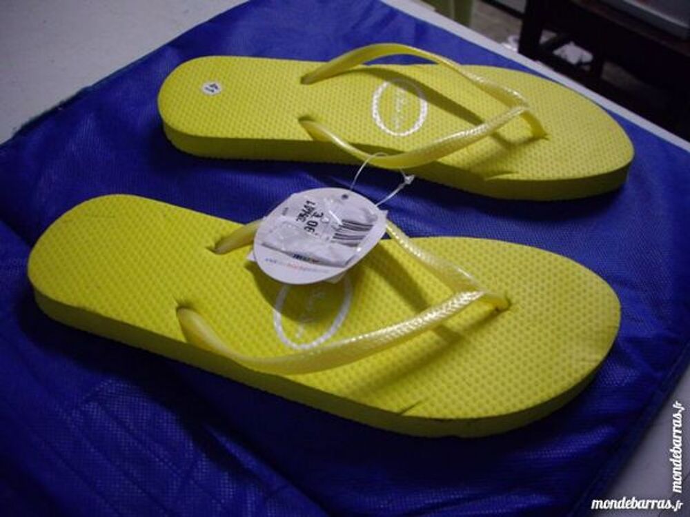 Tongs Mixte pointure 41 -neuves Chaussures